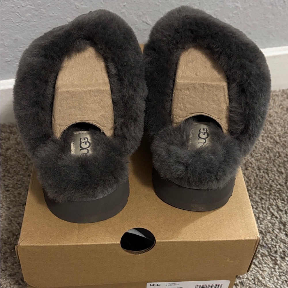 NIB UGG Disquette Charcoal Size 6 - Picture 7 of 11